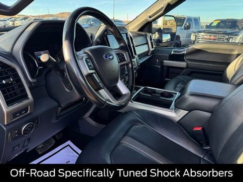 Certified 2022 Ford F450 Platinum w/ FX4 Off-Road Package image 13