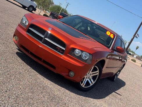 Used 2006 Dodge Charger R/T RWD image 2