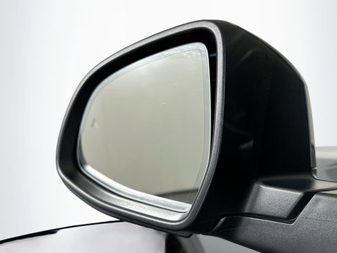 Used 2024 BMW X5 sDrive40i w/ Premium Package image 16