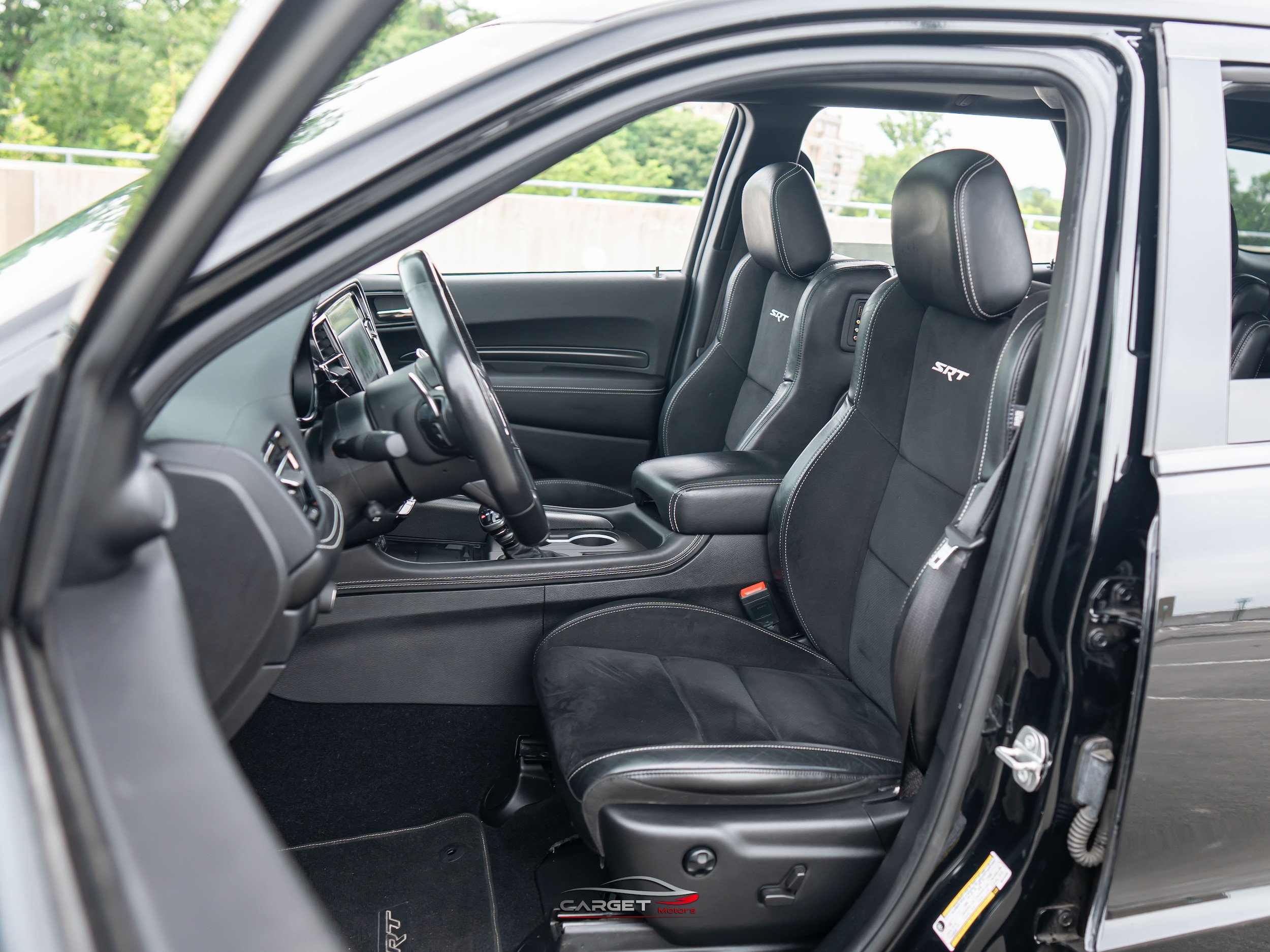 Used 2021 Dodge Durango SRT w/ Technology Group AWD/4WD image 16