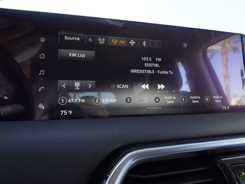 New 2025 Nissan Armada SV image 19