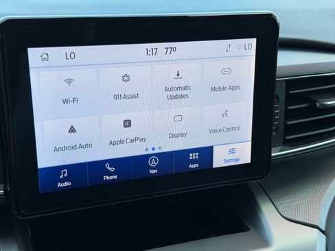 Used 2022 Ford Explorer XLT w/ Equipment Group 202A image 18