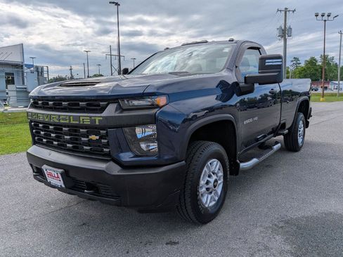 Used 2022 Chevrolet Silverado 2500 W/T w/ WT Convenience Package AWD/4WD image 4