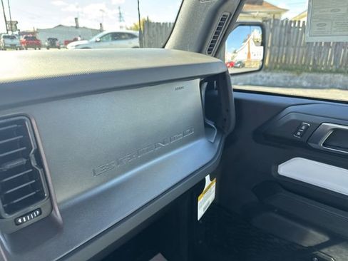 New 2025 Ford Bronco Base w/ Sasquatch Package image 24