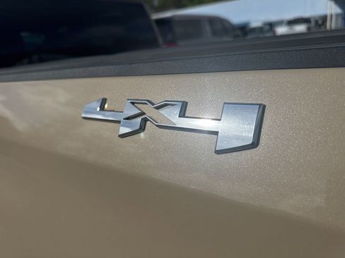 Certified 2022 GMC Sierra 1500 Elevation image 5