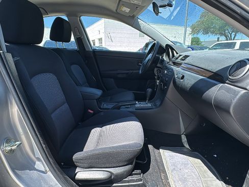Used 2007 MAZDA MAZDA3 i Touring FWD image 25