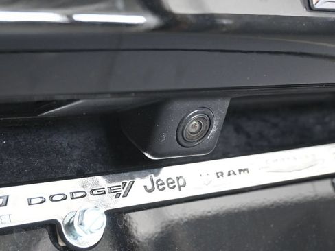 Used 2024 Chevrolet Equinox RS FWD image 30