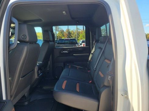 Used 2024 GMC Sierra 2500 AT4 w/ Technology Package image 26