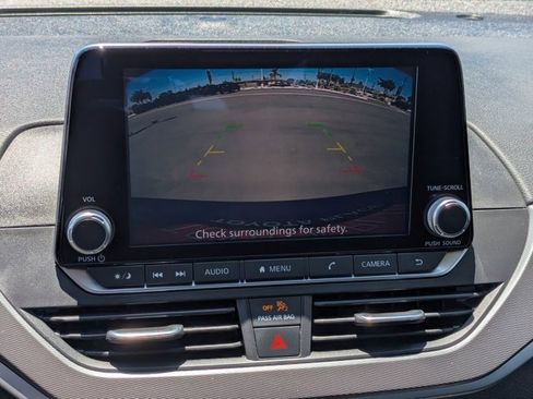 Used 2024 Nissan Altima 2.5 SR image 22