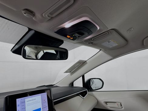 Used 2024 Toyota Corolla LE FWD image 18