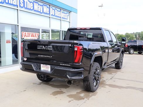 New 2026 GMC Sierra 2500 Denali Ultimate AWD/4WD image 3