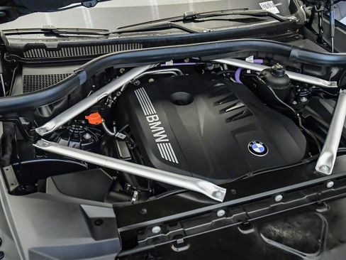 Certified 2025 BMW X5 xDrive40i w/ M Sport Package image 27