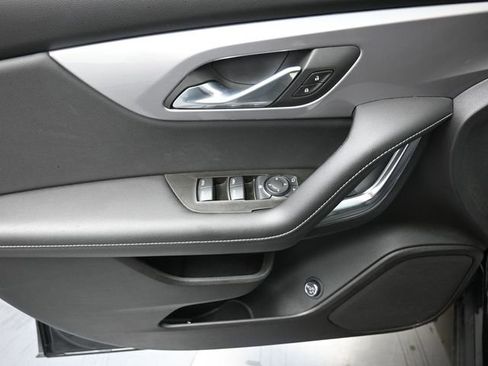 Used 2024 Chevrolet Blazer LT w/ LPO, Black Grille Bar Package FWD image 13