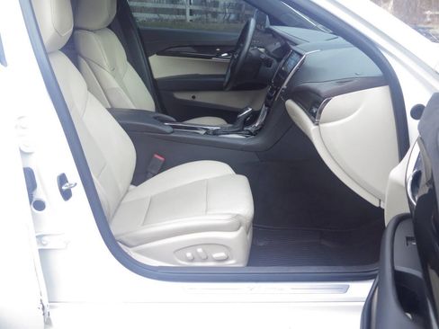 Used 2017 Cadillac ATS Luxury image 15