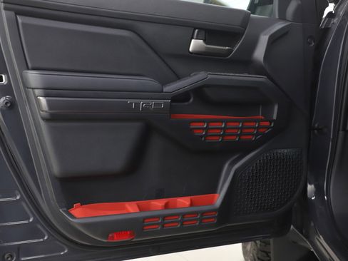 Used 2024 Toyota Tacoma TRD Off-Road image 19