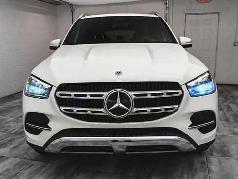 Used 2024 Mercedes-Benz GLE 350 4MATIC image 2