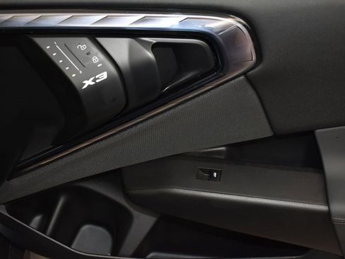 Used 2025 BMW X3 xDrive30i w/ Convenience Package image 22