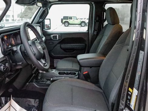 New 2026 Jeep Gladiator Sport image 22