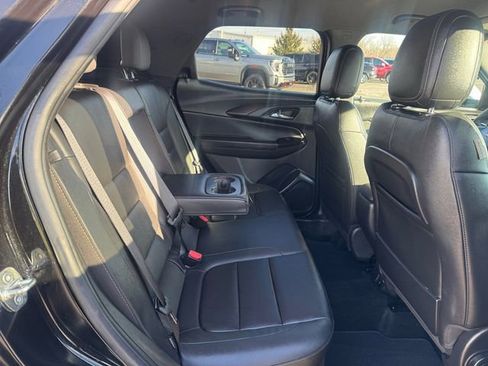 Used 2022 Chevrolet TrailBlazer ACTIV w/ Technology Package image 18