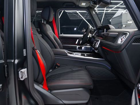 Used 2025 Mercedes-Benz G 63 AMG 4MATIC image 27