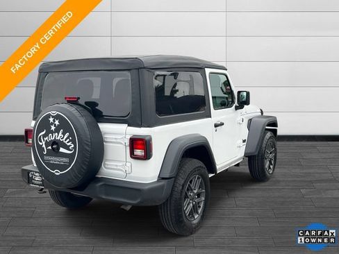 Used 2025 Jeep Wrangler Sport AWD/4WD image 3