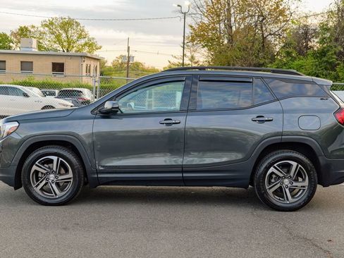 Used 2021 GMC Terrain SLT AWD/4WD image 4