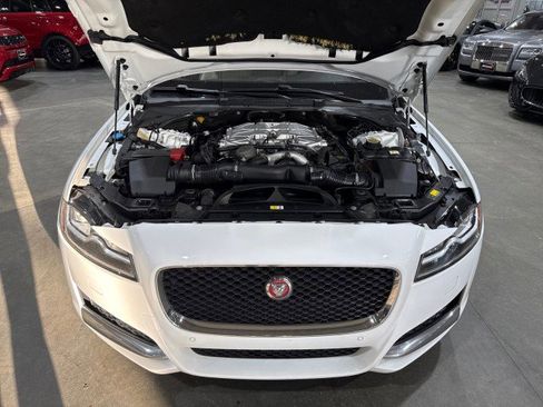 Used 2017 Jaguar XF Prestige RWD image 22