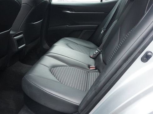 Used 2022 Toyota Camry SE w/ Convenience Package FWD image 36