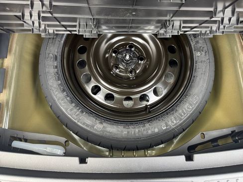 New 2026 Ford Explorer Platinum image 17