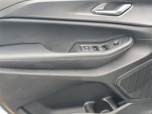 New 2025 Jeep Grand Cherokee L Laredo w/ Luxury Tech Group I image 17