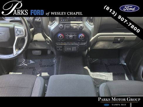Used 2019 Chevrolet Silverado 1500 RST AWD/4WD image 13
