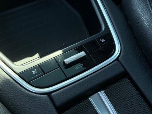 Used 2018 Porsche Panamera 4S image 13