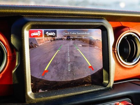 Used 2023 Jeep Wrangler Unlimited Rubicon 4xe image 29