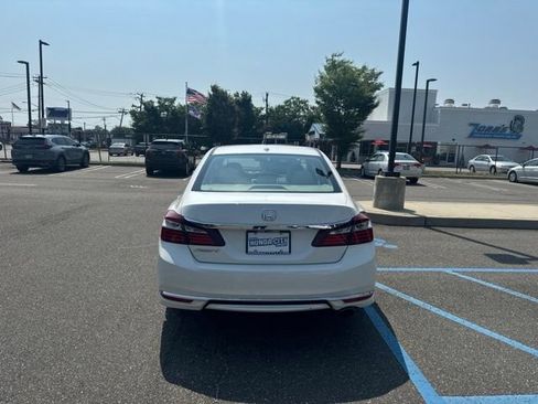 Used 2016 Honda Accord EX-L image 7