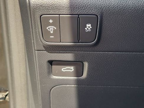 Used 2025 Kia K5 GT FWD image 21
