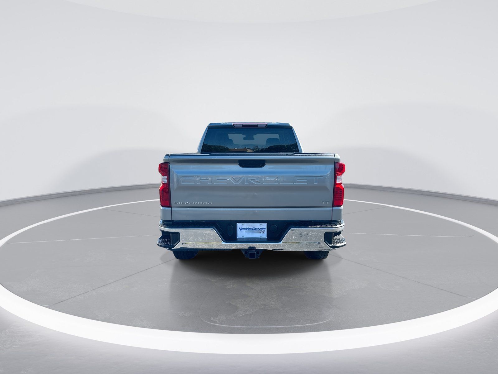 Used 2023 Chevrolet Silverado 1500 LT AWD/4WD image 8