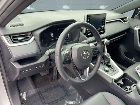 Used 2021 Toyota RAV4 XSE image 4