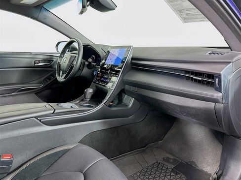 Certified 2021 Toyota Avalon XSE image 30