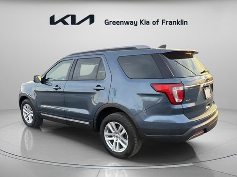 Used 2019 Ford Explorer XLT w/ Class III Trailer Tow Package image 5