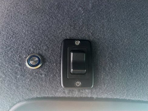 Used 2024 Mercedes-Benz Sprinter 2500 image 14