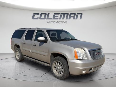 Used 2008 GMC Yukon XL SLT w/ SLT Preferred Equipment Group AWD/4WD image 7