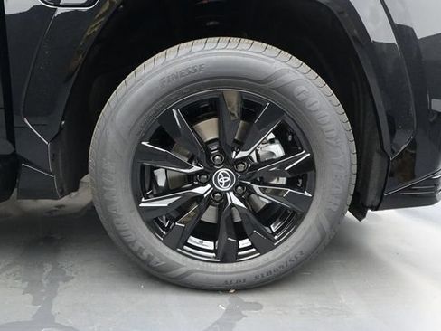 New 2026 Toyota RAV4 SE w/ Convenience Package AWD/4WD image 16