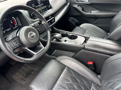 Used 2022 Nissan Rogue Platinum w/ Head-Up Display Package FWD image 9