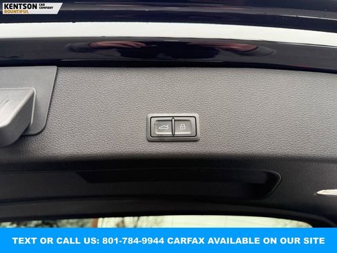 Used 2024 Audi Q8 e-tron Premium Plus image 39