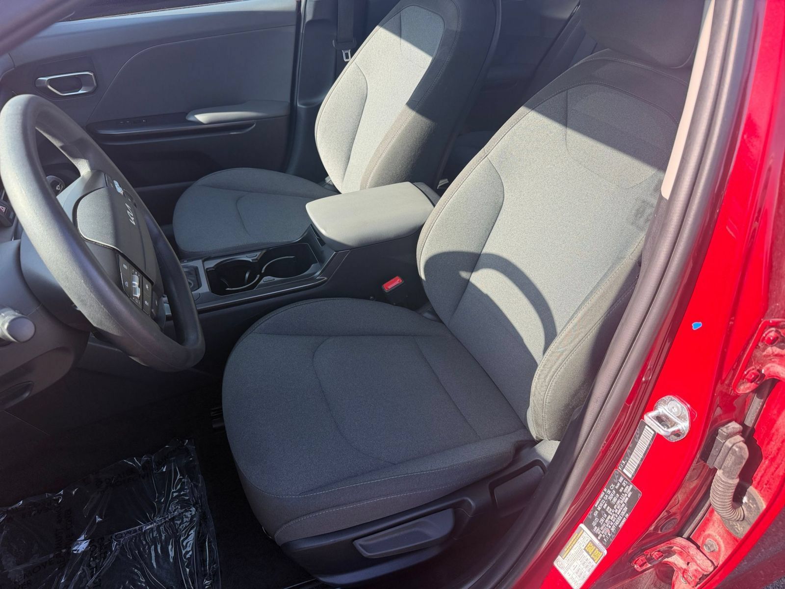 Used 2025 Kia K4 FWD image 33