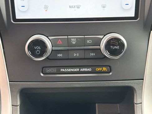 New 2024 Ford Edge SE AWD/4WD image 27