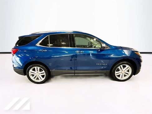 Used 2020 Chevrolet Equinox Premier AWD/4WD image 4