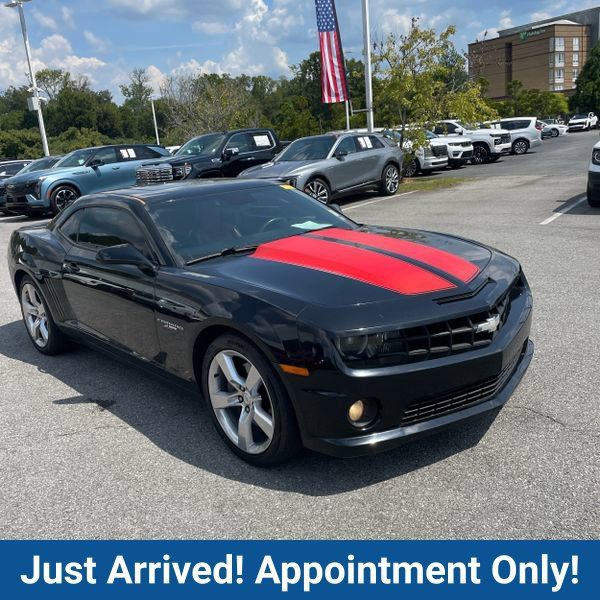 Used 2010 Chevrolet Camaro SS w/ RS Package RWD image 1