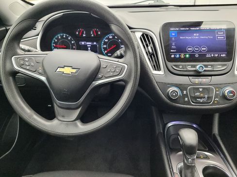 Used 2022 Chevrolet Malibu LS w/ Driver Confidence Package II FWD image 22