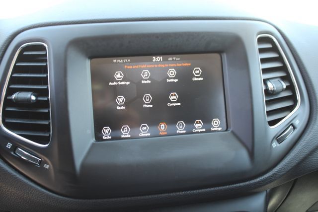 Used 2019 Jeep Compass Latitude w/ Popular Equipment Group FWD image 26